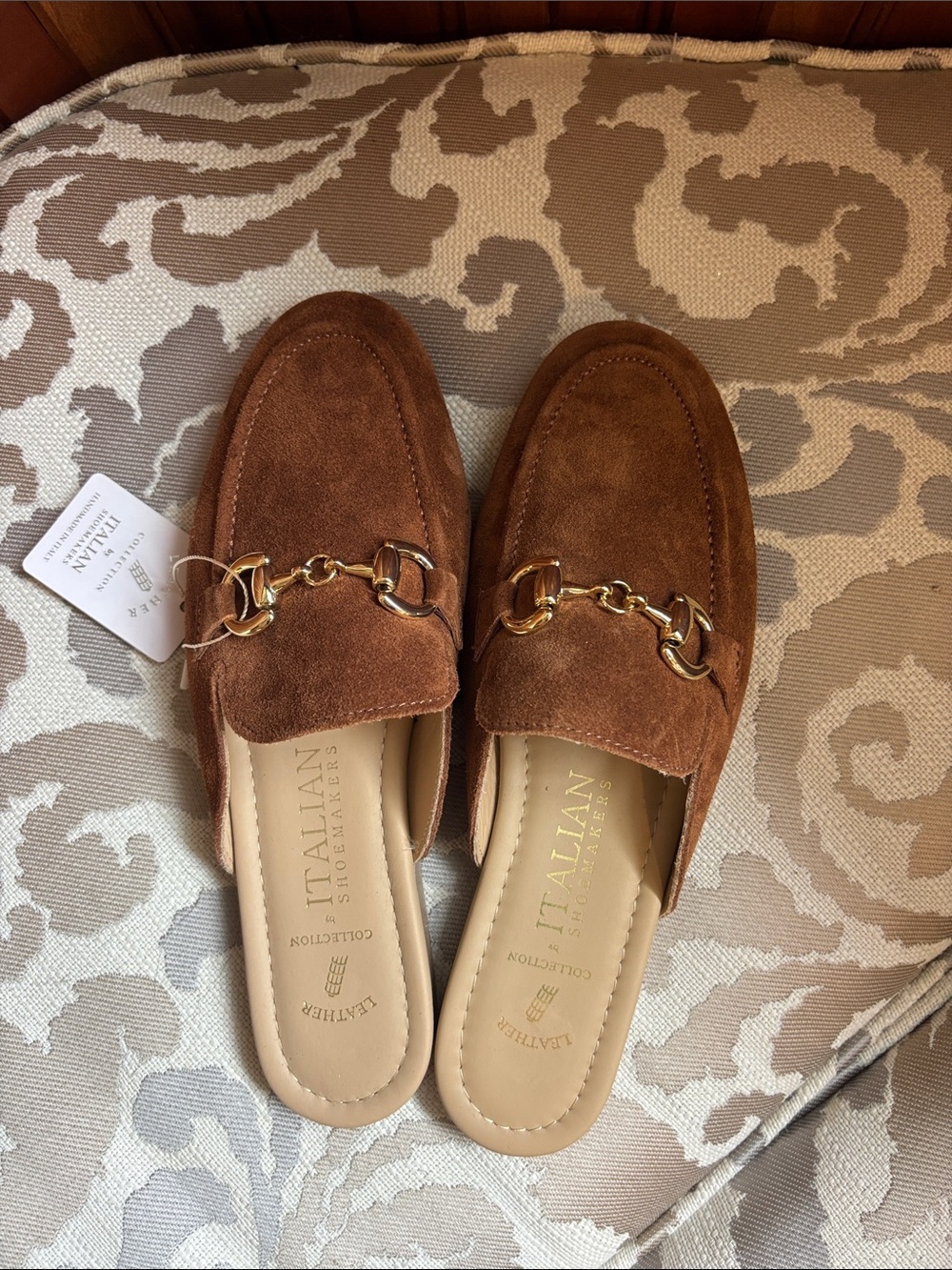 Italian Shoemakers Women's Tan Suede Horsebit Mules 6.5 M - Picture 5 of 5